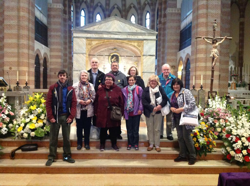 2015 Padua Deaf Community and Fr Norbert