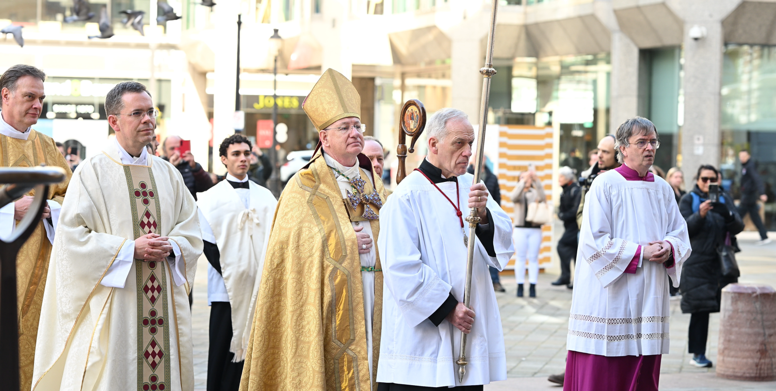 Archbishop Richard Moth installed as Archbishop of Westminster
