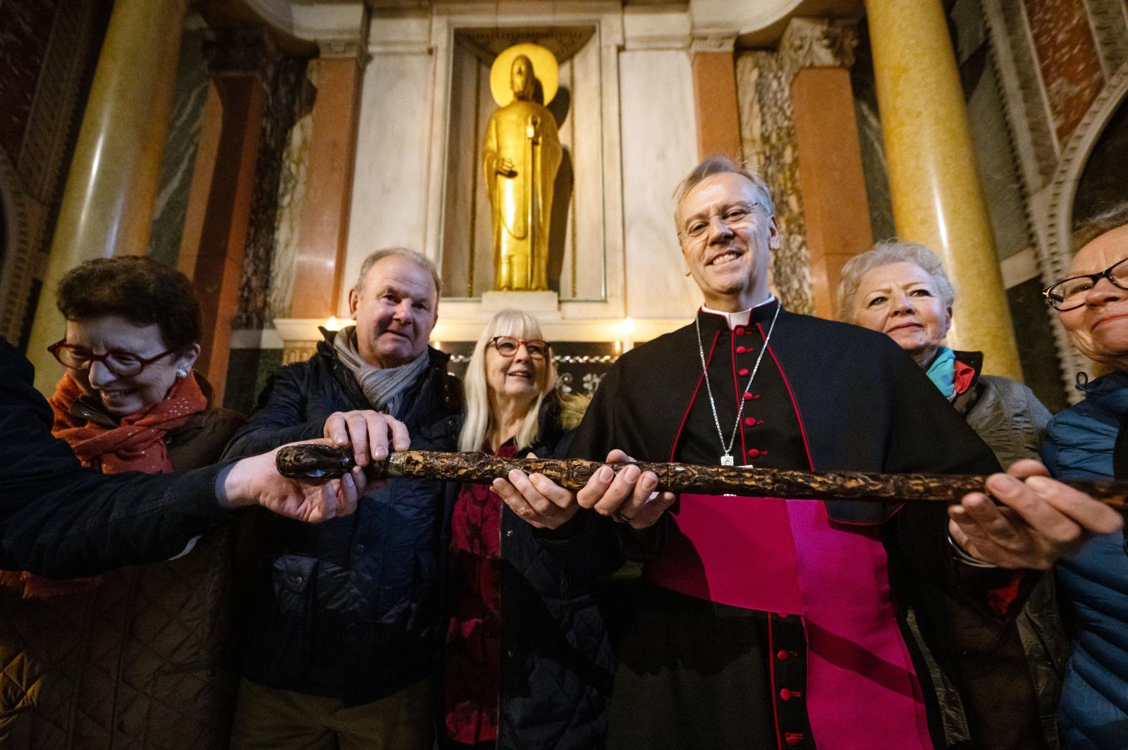 Cardinal Manning’s Walking Stick Presented to Bishop Nicholas Hudson