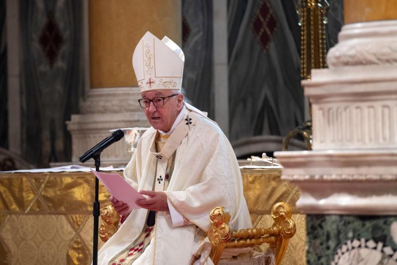 Cardinal invites the faithful to return to Mass