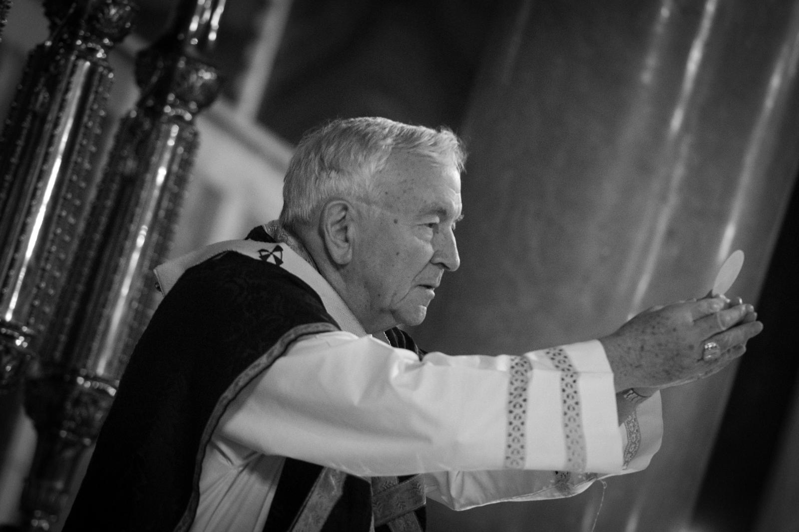 Cardinal expresses condolences on the death of Fr Olivier Maire - Diocese of Westminster