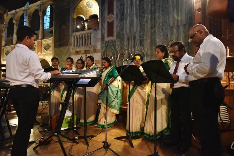 Bishop Paul celebrates International Mass on World Day of Migrants and Refugees