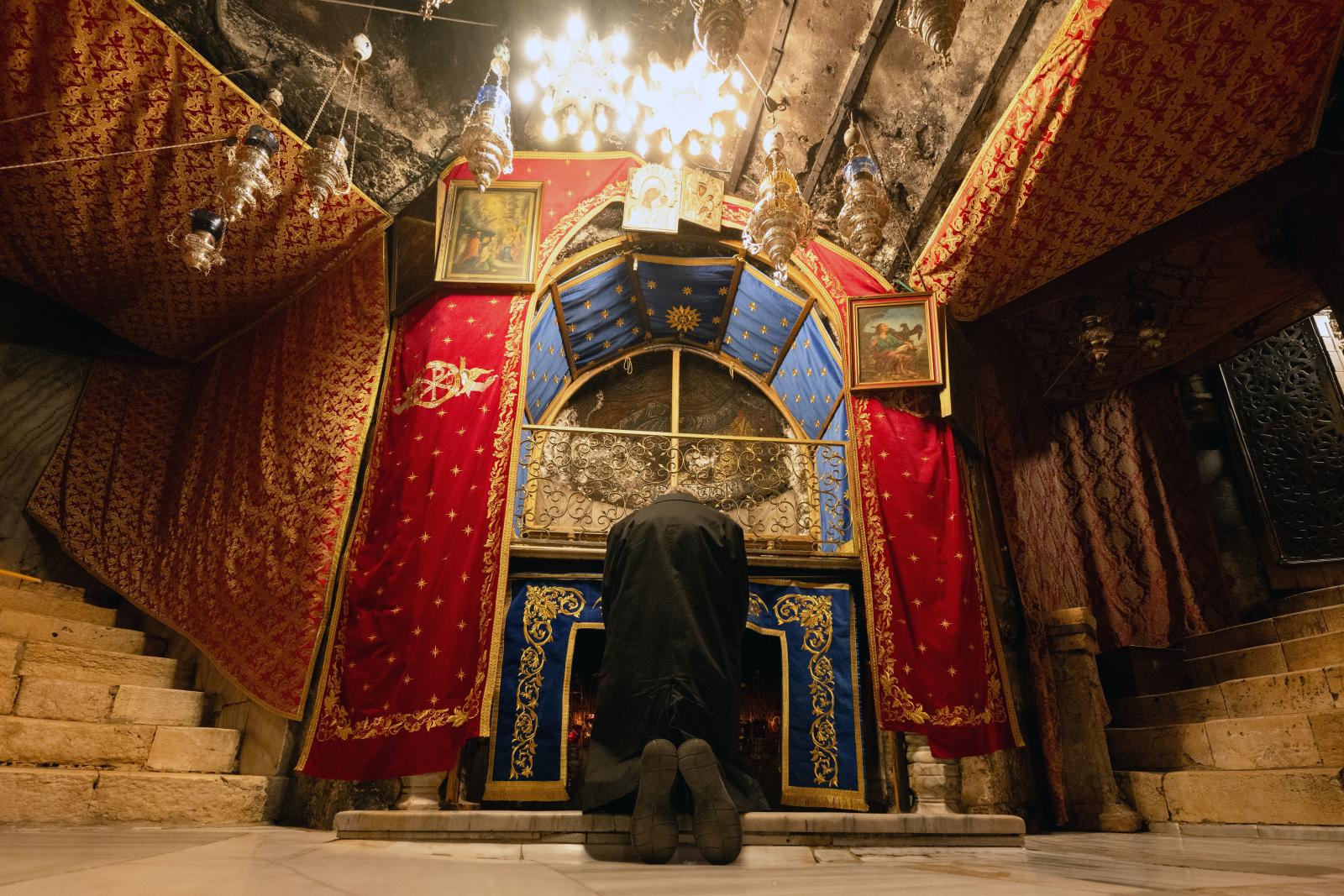 Bishop Hudson prays for lasting peace in Gaza at the birthplace of Christ