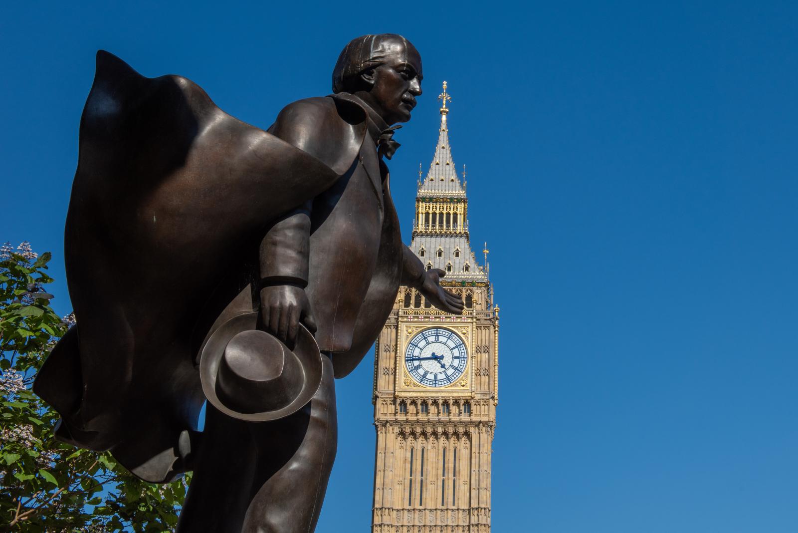 Hatfield Headteacher Discusses Child Poverty in Parliament