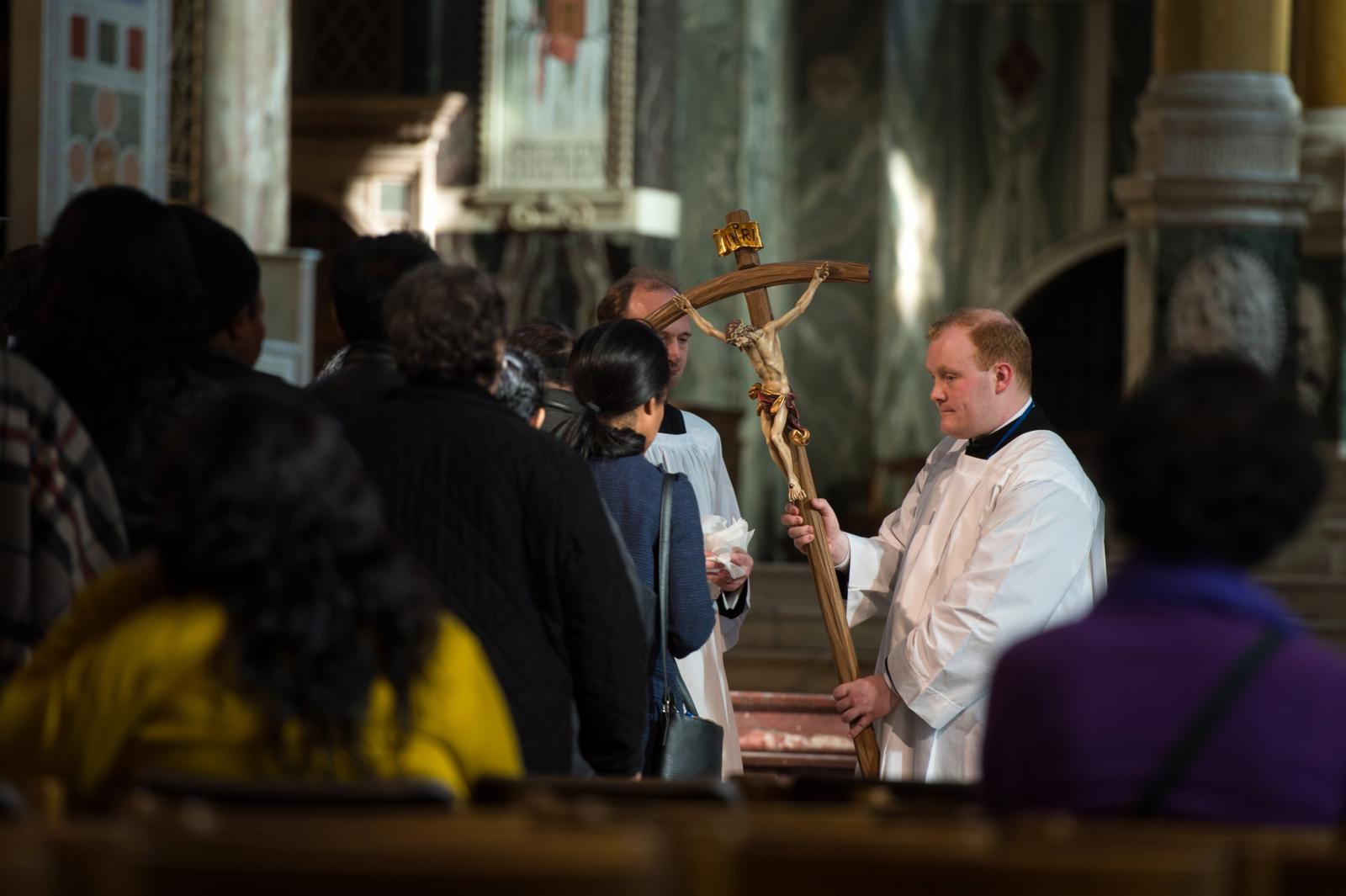 Learning to Surrender at the Foot of the Cross - Diocese of Westminster