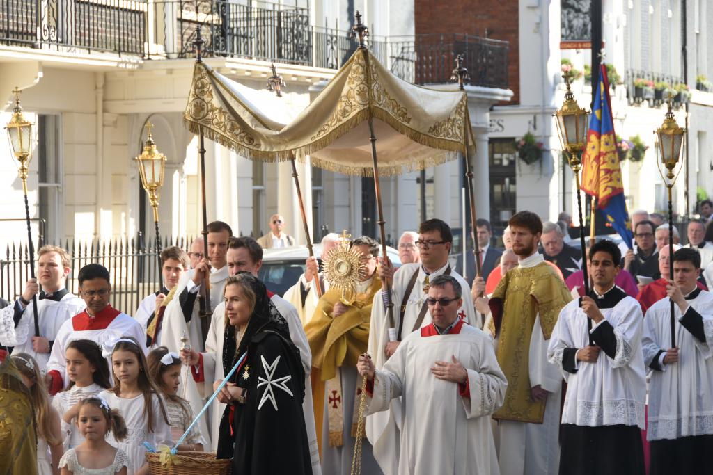 Thousands Join Corpus Christi Procession in London