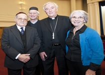 Archbishop Nichols visits Zoraostrian Centre