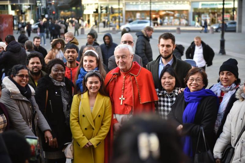 Cardinal welcomes 400 Candidates and Catechumens to Westminster Cathedral