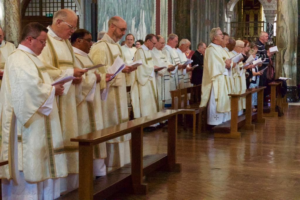 Permanent Deacons Celebrate Year of Mercy - Diocese of Westminster