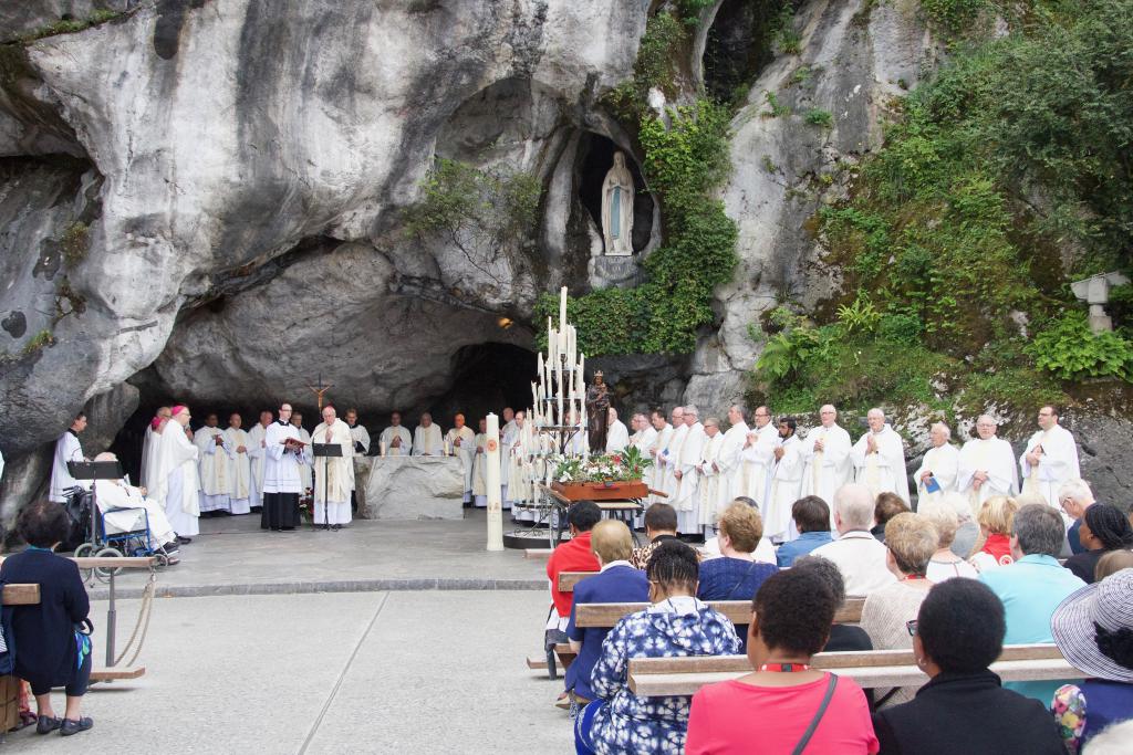 Lourdes Pilgrimage 2017: Final Day - Diocese of Westminster