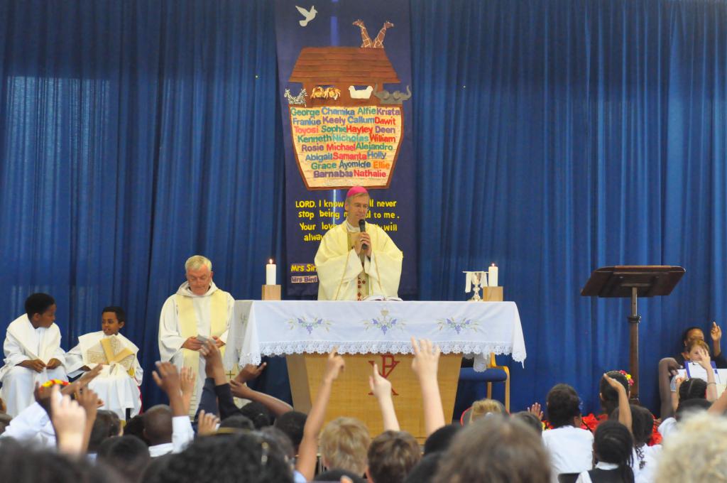 Blessed Sacrament School, Islington, Marks 50th Anniversary - Diocese of Westminster
