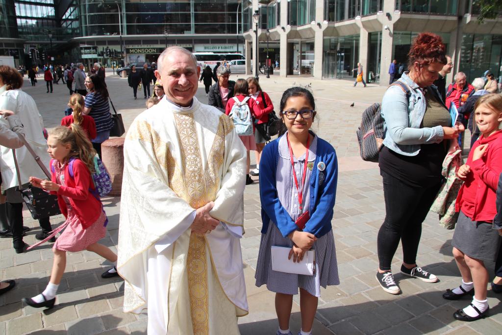 Over 700 gather at Westminster Cathedral for 'Mini Vinnie' Mass
 - Diocese of Westminster