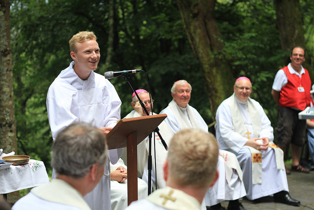 Francis gives his testimony at the Lourdes Pilgrimage 2018.