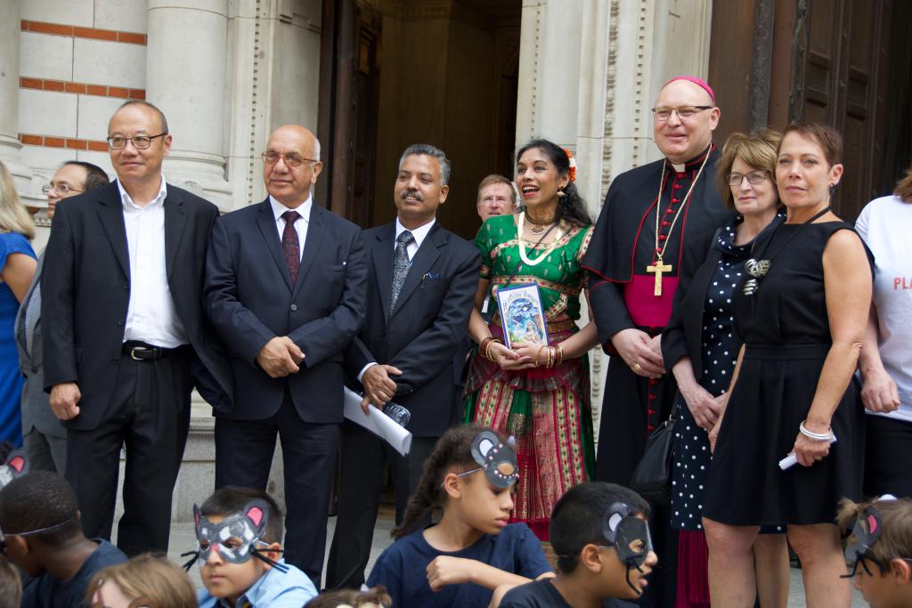 Schools gather for launch of International Story Circle - Diocese of Westminster