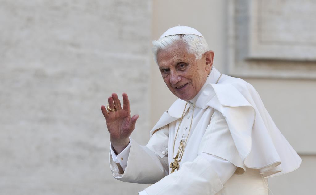 'Prayers and sincere good wishes' for Pope Emeritus Benedict