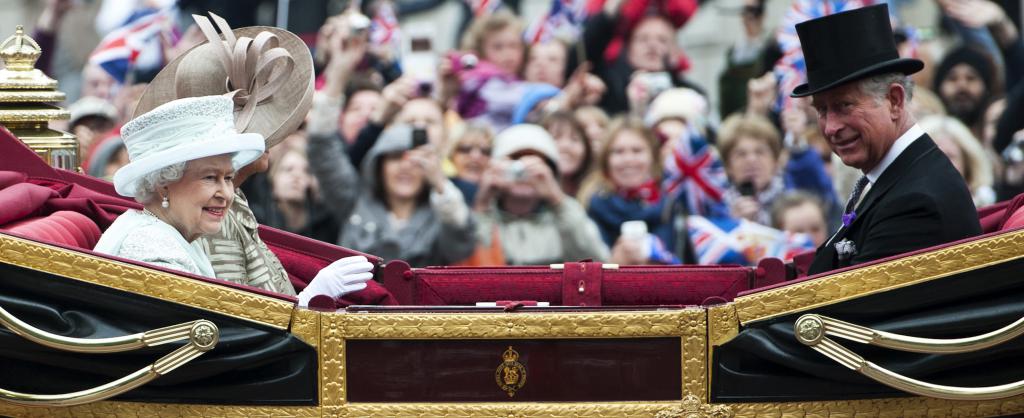 Praying for the Queen on Her 90th Birthday - Diocese of Westminster