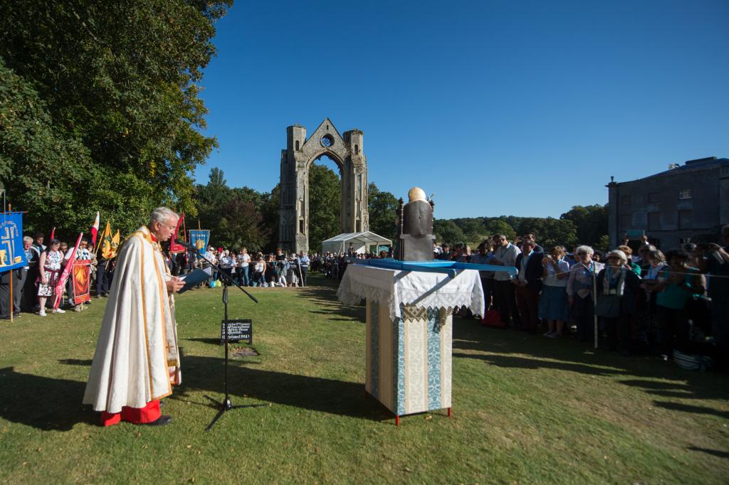 Over one thousand Westminster pilgrims visit Walsingham - Diocese of Westminster