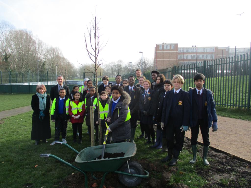 St Gregory's 'eco warriors' transform local park - Diocese of Westminster