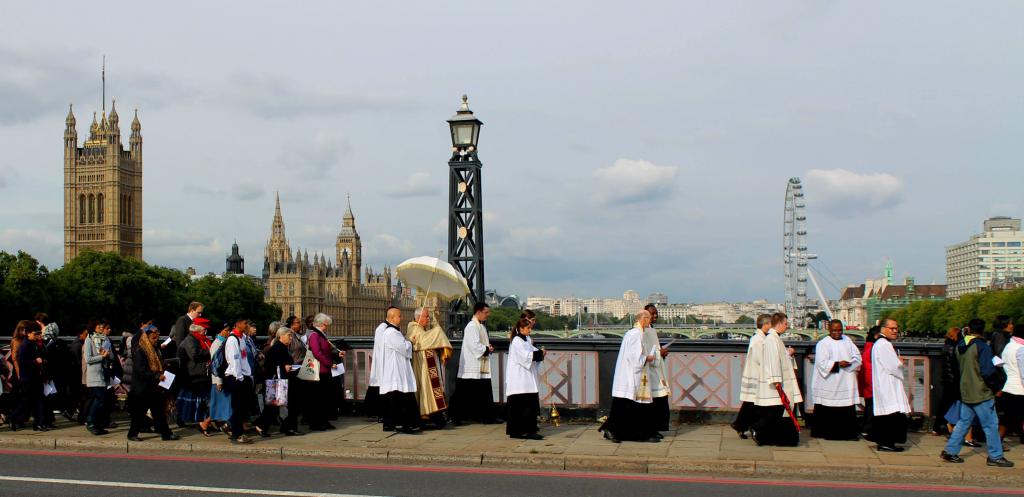 This Saturday: Two Cathedrals' Procession of the Blessed Sacrament - Diocese of Westminster