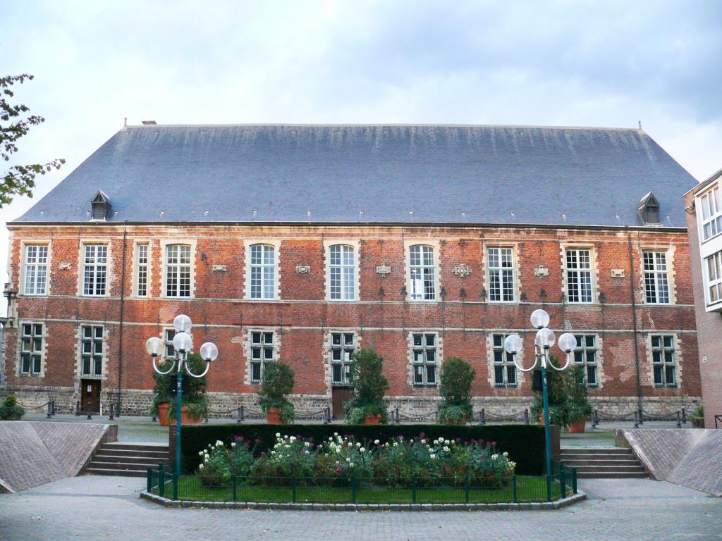 The last days of the English College in Douai  - Diocese of Westminster