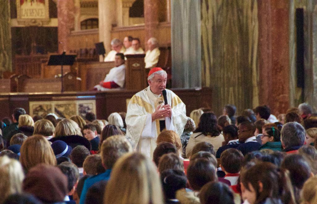 Primary School Pilgrims Gather for Year of Mercy Mass - Diocese of Westminster