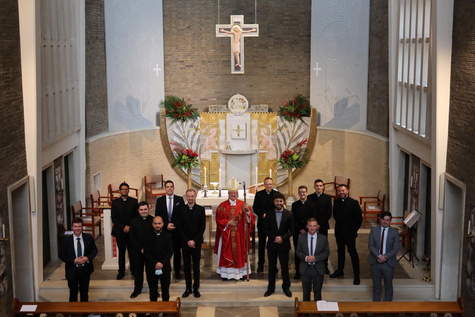 Seminarians receive ministries of Lector, Acolyte and admission to Candidacy in joint celebration - Diocese of Westminster