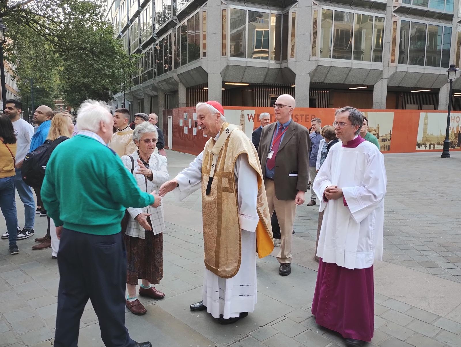 Cardinal Vincent celebrates Mass for new Catholics