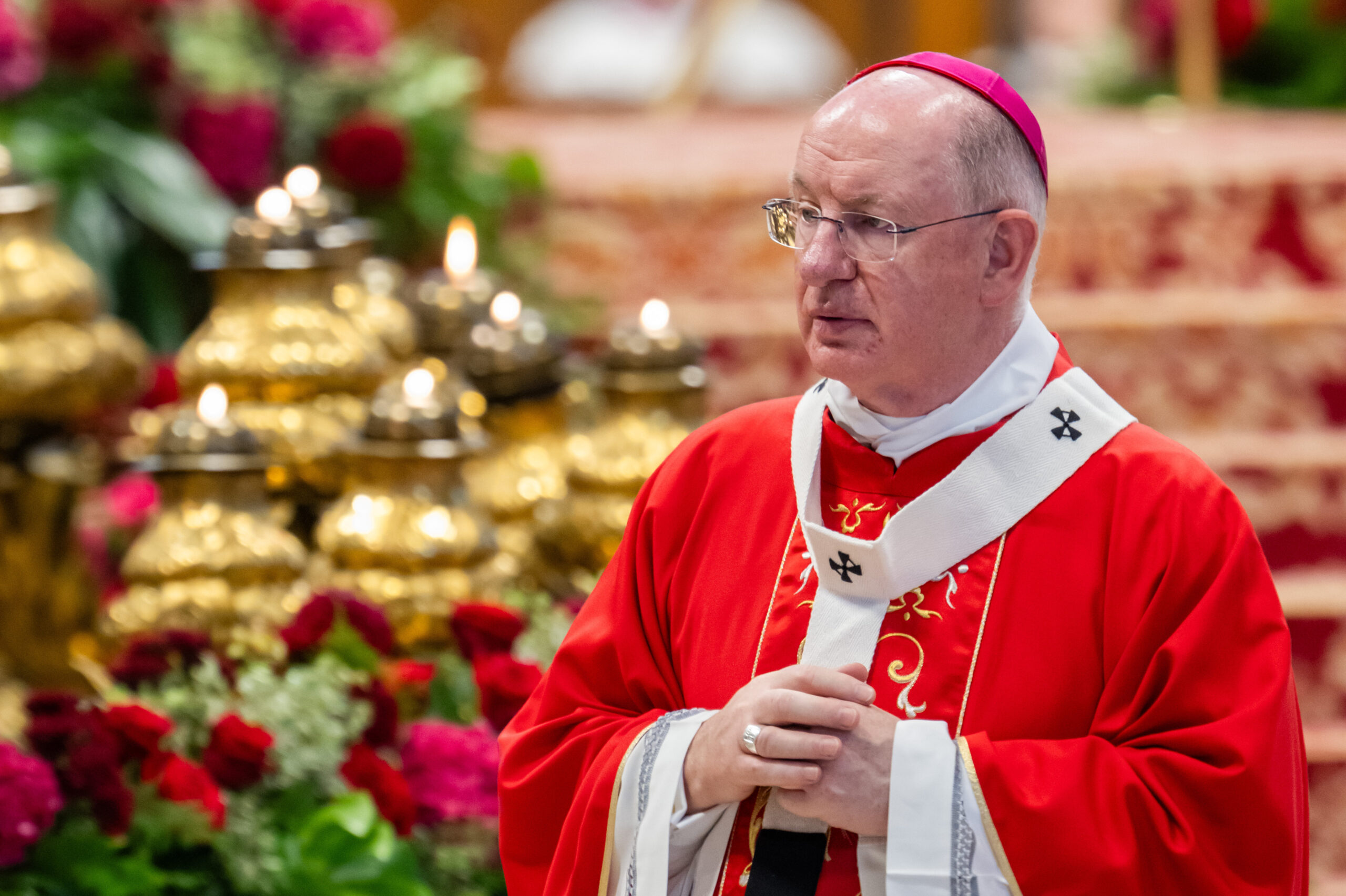 Archbishop Richard Moth receives the Pallium from Pope Leo XIV